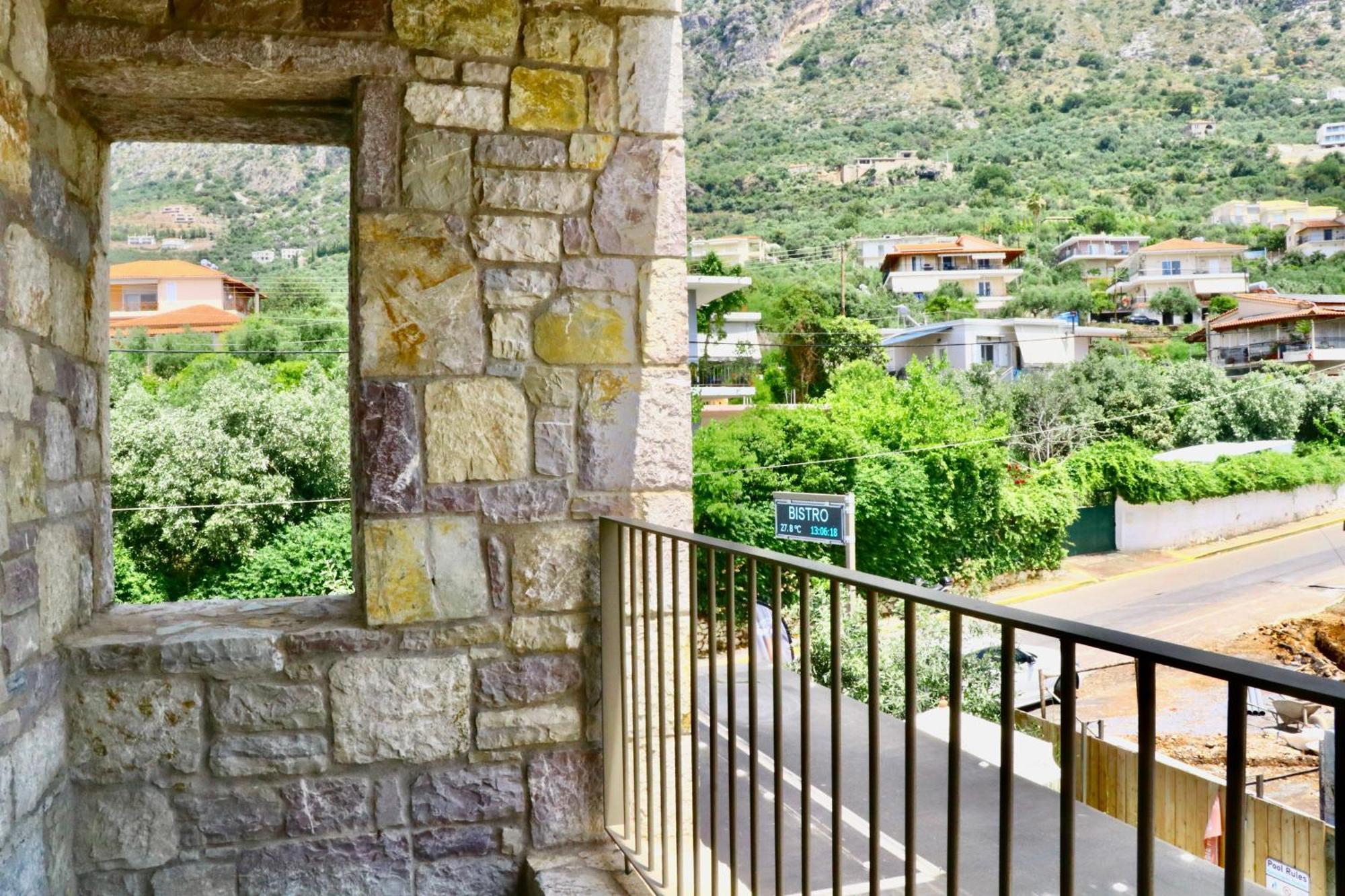 Ferienwohnung Petrichor Kalamata Exterior foto