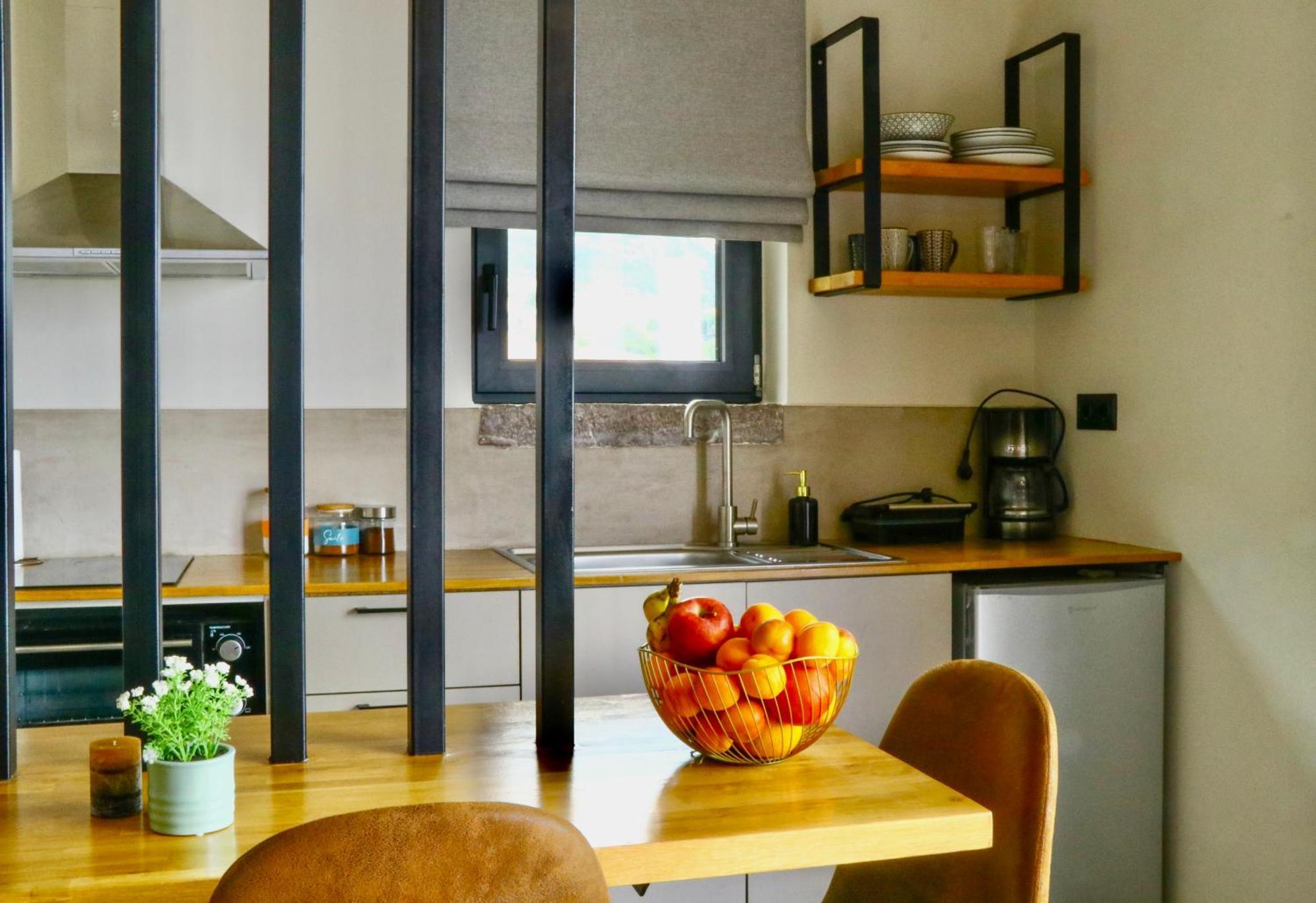 Ferienwohnung Petrichor Kalamata Exterior foto
