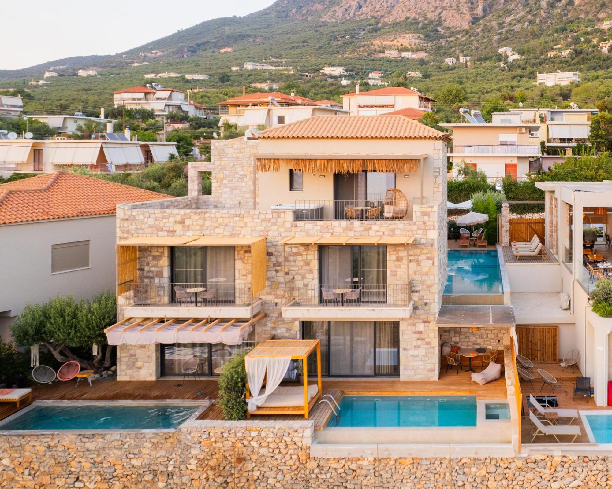 Ferienwohnung Petrichor Kalamata Exterior foto